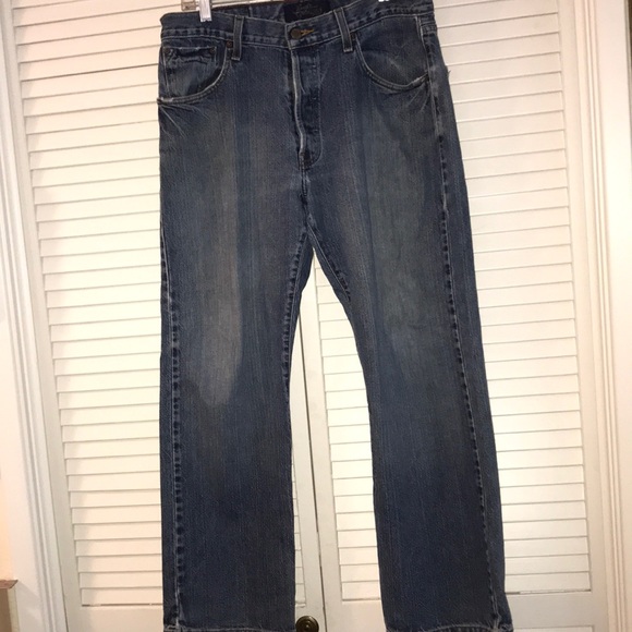 4th- Levis Jeans - Picture 2 of 7